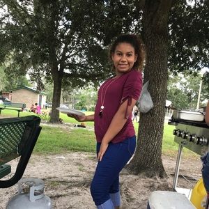 Meet your Posher, Alisson